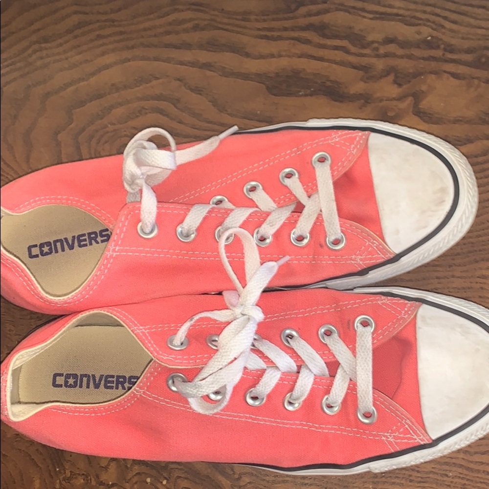pink converse shoes